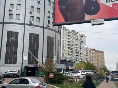 паркоместо по адресу Ларисы Руденко ул., 6-А