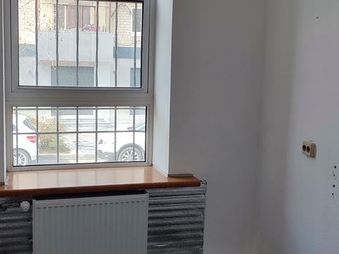 комерційна за адресою Володимира Винниченка вул. (Куйбишева), 6