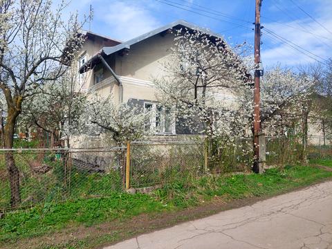 будинок за адресою Івана Карпенка-Карого вул., 12