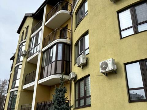 комерційна за адресою Фельдмана вул., 1/2