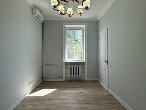 квартира за адресою Ярослава Мудрого вул. (Петровського), 37