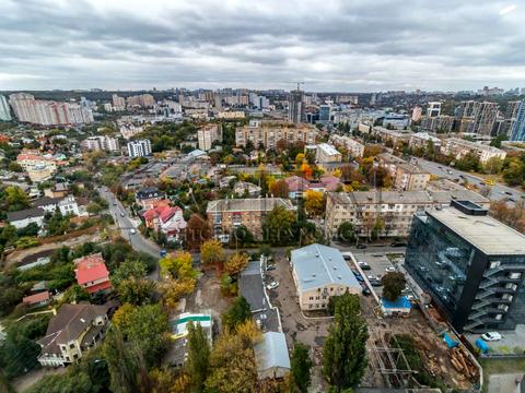 комерційна за адресою Миколи Міхновського бульв. (Дружби Народів), 14-16