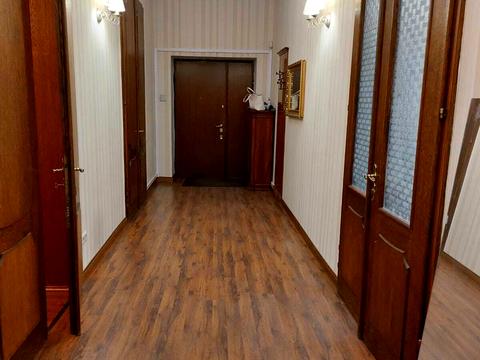 комерційна за адресою Французький бульв., 11б