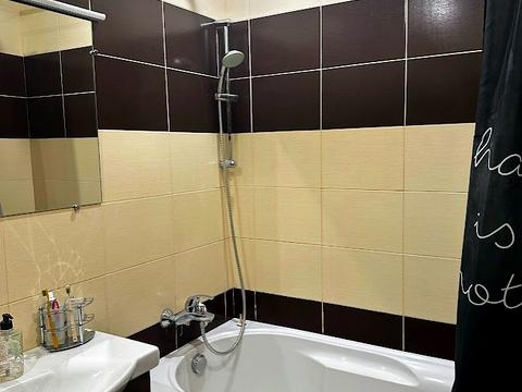квартира за адресою Незалежності бульв. (50 років Жовтня), 6-В