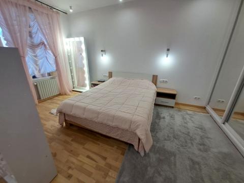 квартира за адресою Андрія Гулого-Гуленка вул. (Віце-адмірала Азарова), 6а