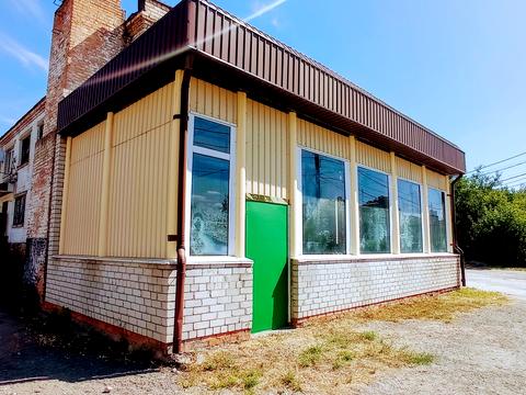 коммерческая по адресу Солідарності, 535