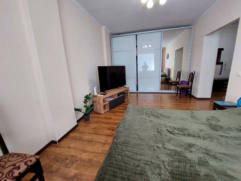 квартира за адресою Плугова вул., 10