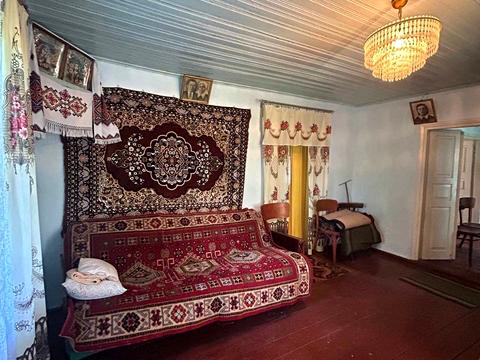 будинок за адресою с. Людвище, Набережна