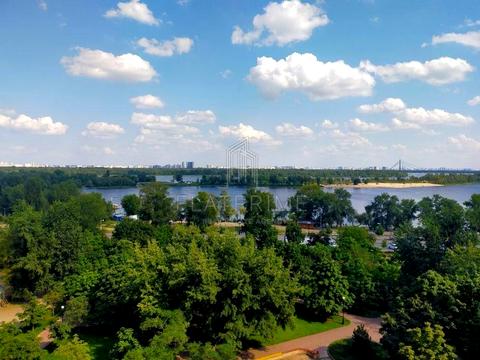квартира за адресою Прирічна вул., 5