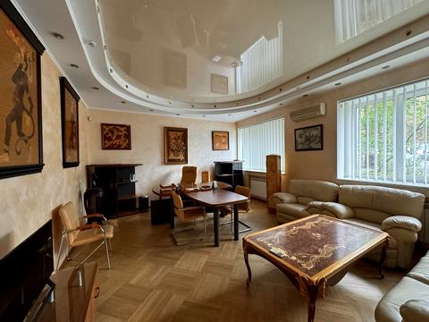 коммерческая по адресу Банковая ул., 12