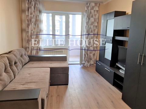 квартира за адресою Анни Ахматової вул., 6