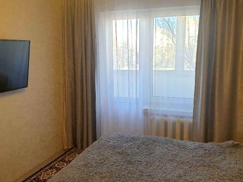 квартира за адресою Симиренка вул., 7-Б
