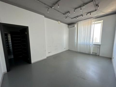 комерційна за адресою Київ, Лабораторний пров., 6
