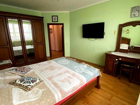 квартира за адресою Головацького Я., 23