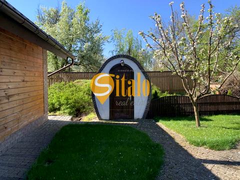 будинок за адресою Франка