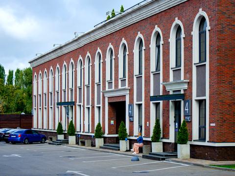 коммерческая по адресу Елены Телиги ул., 6