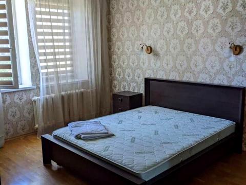 квартира по адресу Миколы Бажана просп., 12
