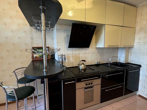 квартира за адресою Тракторобудівників просп., 94в