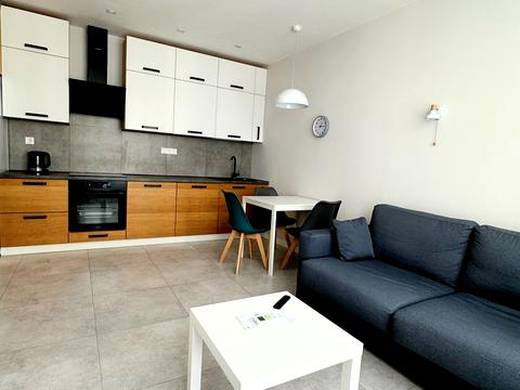 квартира за адресою Зарічна вул., 1-В