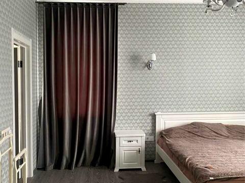 дом по адресу Жовтнева