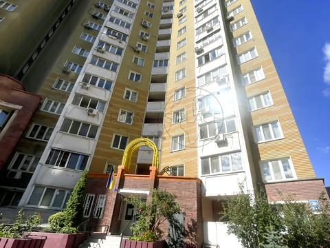 квартира по адресу Гонгадзе Георгия просп. (Советской Украины), 18-Д