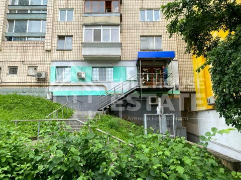 комерційна за адресою Мечникова вул. (Кловський), 18