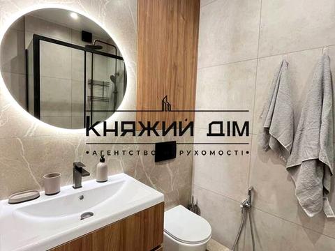 квартира за адресою Дніпровська набережна вул., 17-К