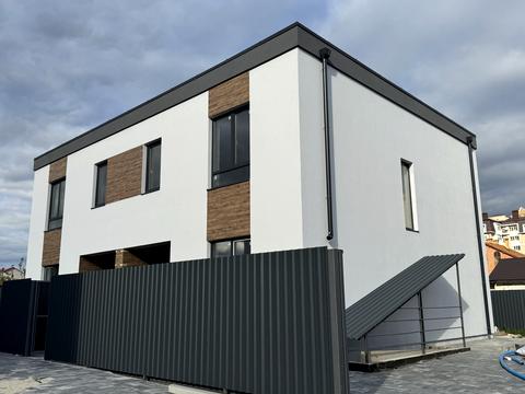 будинок за адресою Інелли Огневої, 14-16