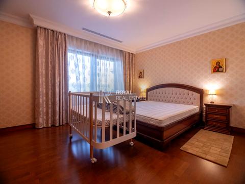 будинок за адресою Вишнева вул., 4