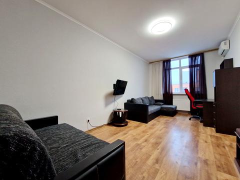 квартира за адресою Любомира Гузара просп. (Космонавта Комарова), 46