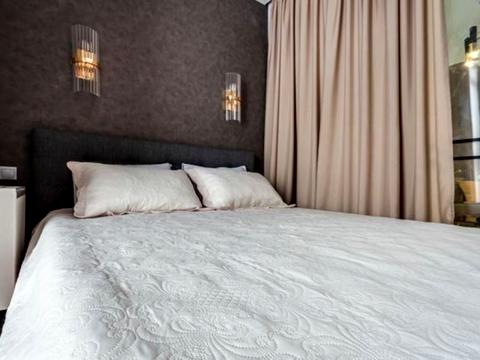 квартира за адресою Дніпровська набережна вул., 16-Д