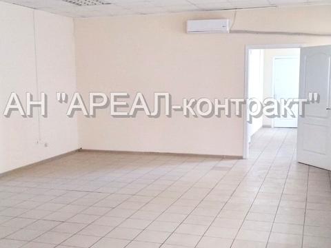 комерційна за адресою Перемоги вул., 131в