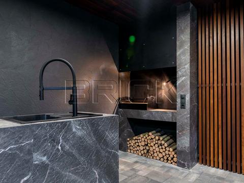 дом по адресу Садовая ул.