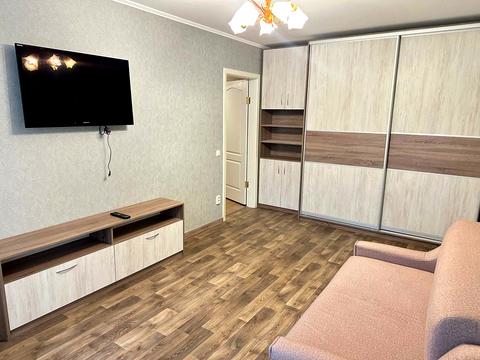 квартира по адресу Гвардейцев-Широнинцев ул., 14
