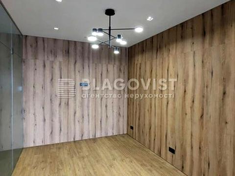 комерційна за адресою Кловський узвіз, 7