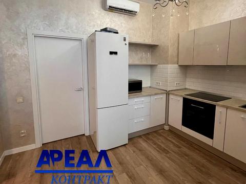 квартира по адресу пр. Металургів, 8а