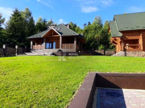 будинок за адресою Зарічна вул.