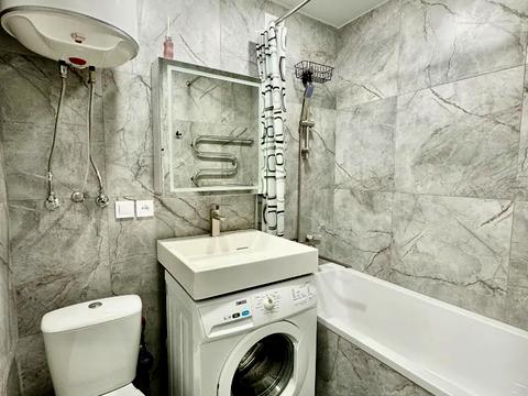квартира за адресою Піхоти Короля вул. (Лізи Чайкіної), 3