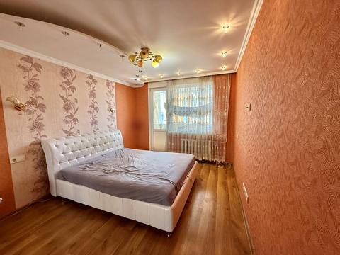 квартира по адресу Героев Крут бульв. (Героїв Сталінграду), 4