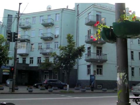комерційна за адресою Михайла Грушевського вул., 28/2