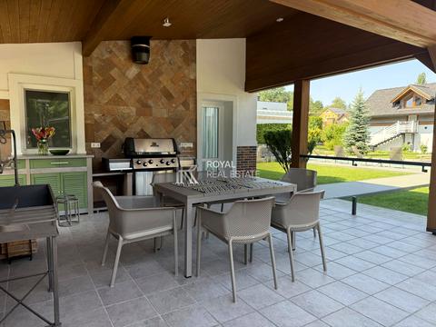 будинок за адресою с. Лісники, Ватутіна пров.