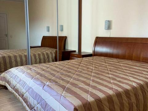 квартира по адресу Николая Амосова ул., 2