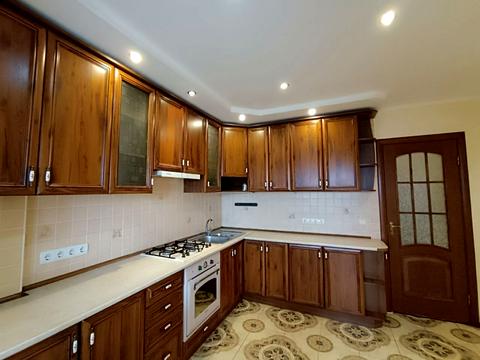 квартира за адресою Крайна вул., 1А