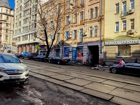 квартира за адресою Дмитрівська вул., 58