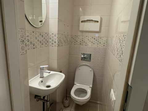 комерційна за адресою Грицька Чубая вул. (), 2