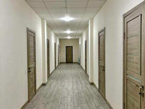 коммерческая по адресу Володимира Мономаха вул., 12