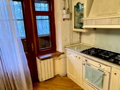 квартира за адресою Базарна вул., 1
