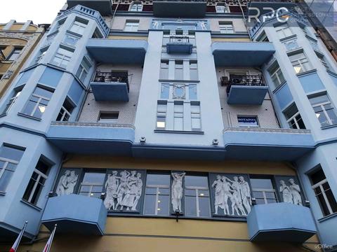 комерційна за адресою Музейний пров., 4