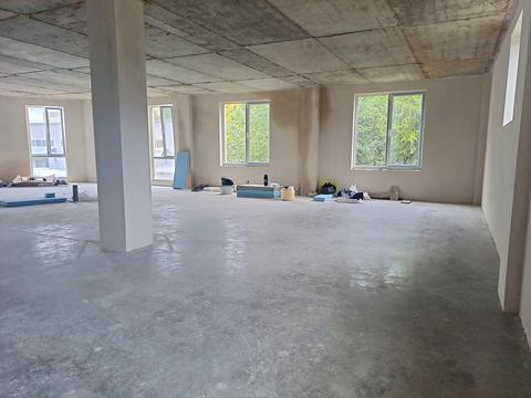 комерційна за адресою Лукяновича Д., 1