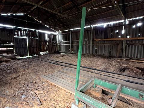 комерційна за адресою Незалежності, 15